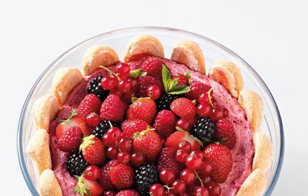 Los moldes de repostería de distintas alturas dan forma a tus postres. Los moldes de repostería de distintas alturas dan forma a tus postres.