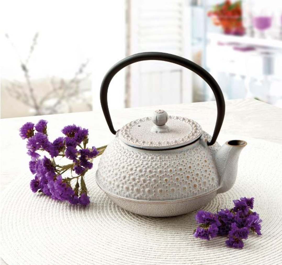 Las teteras de hierro fundido abrazan con su calidez y belleza