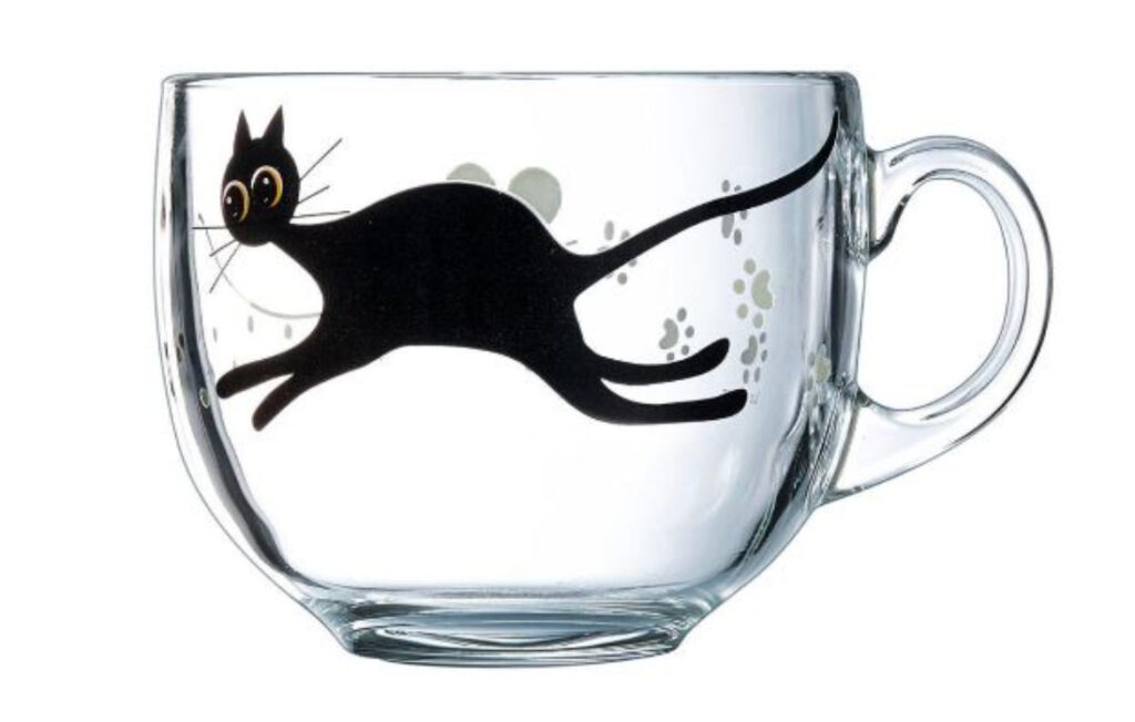 Dibujos sorprendentes para tazas y complementos de la vajilla infantil. Dibujos sorprendentes para tazas y complementos de la vajilla infantil.