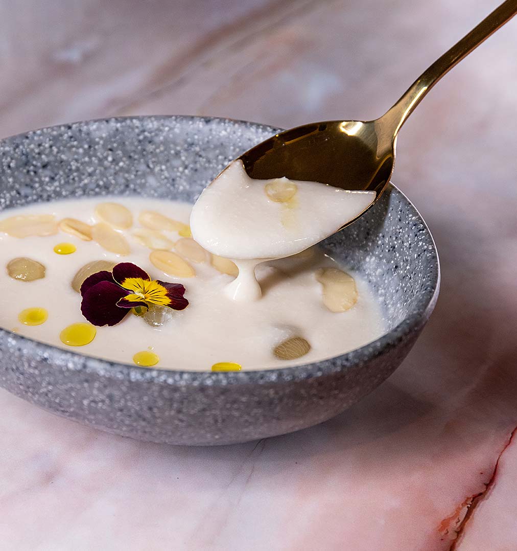 Receta de ajoblanco de coco