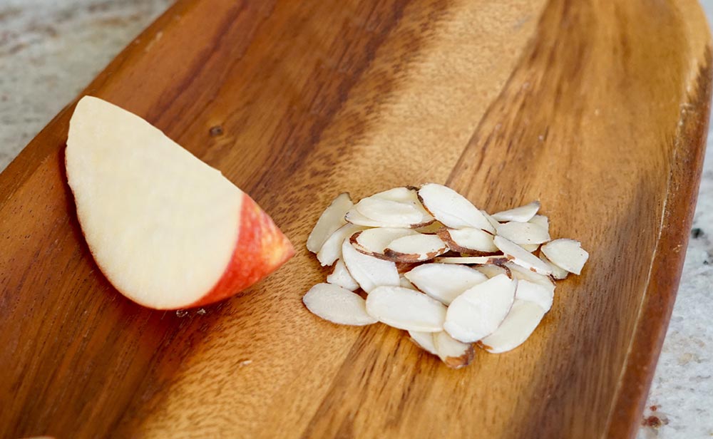 bizcocho de manzana y almendras