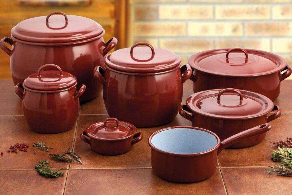 cazuelas pequeñas y grandes esmaltadas de Quid