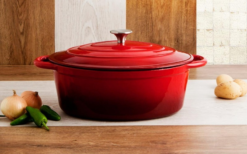 cocotte roja de hierro para cremas de otoño