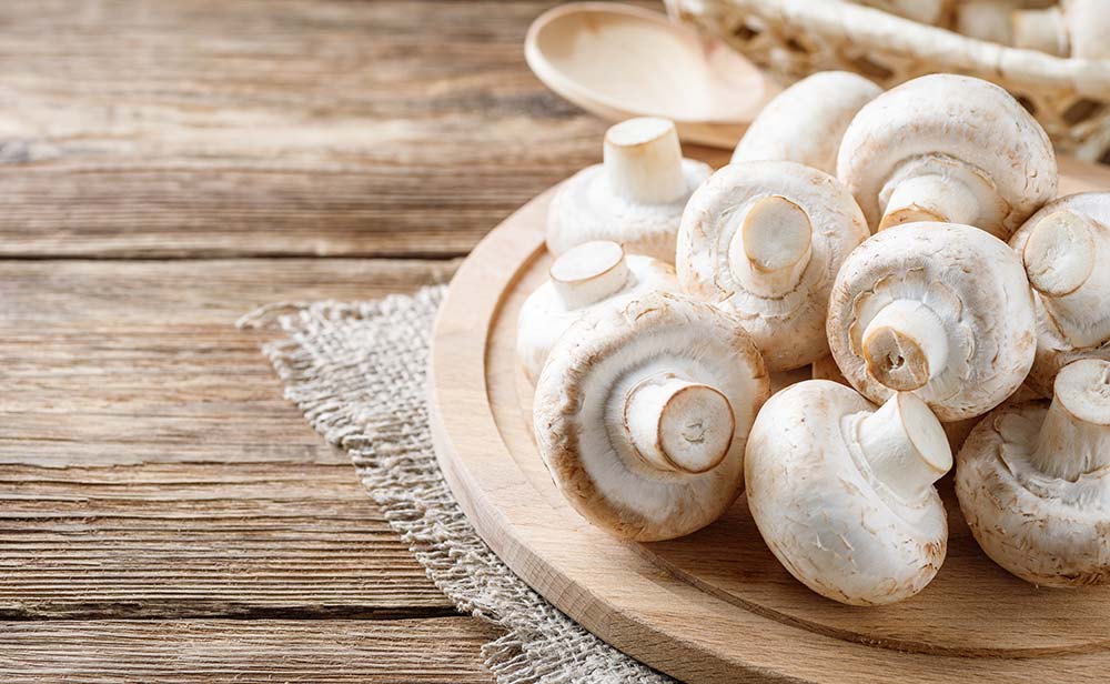 Receta casera de Jamoncitos de pollo en salsa de champiñones