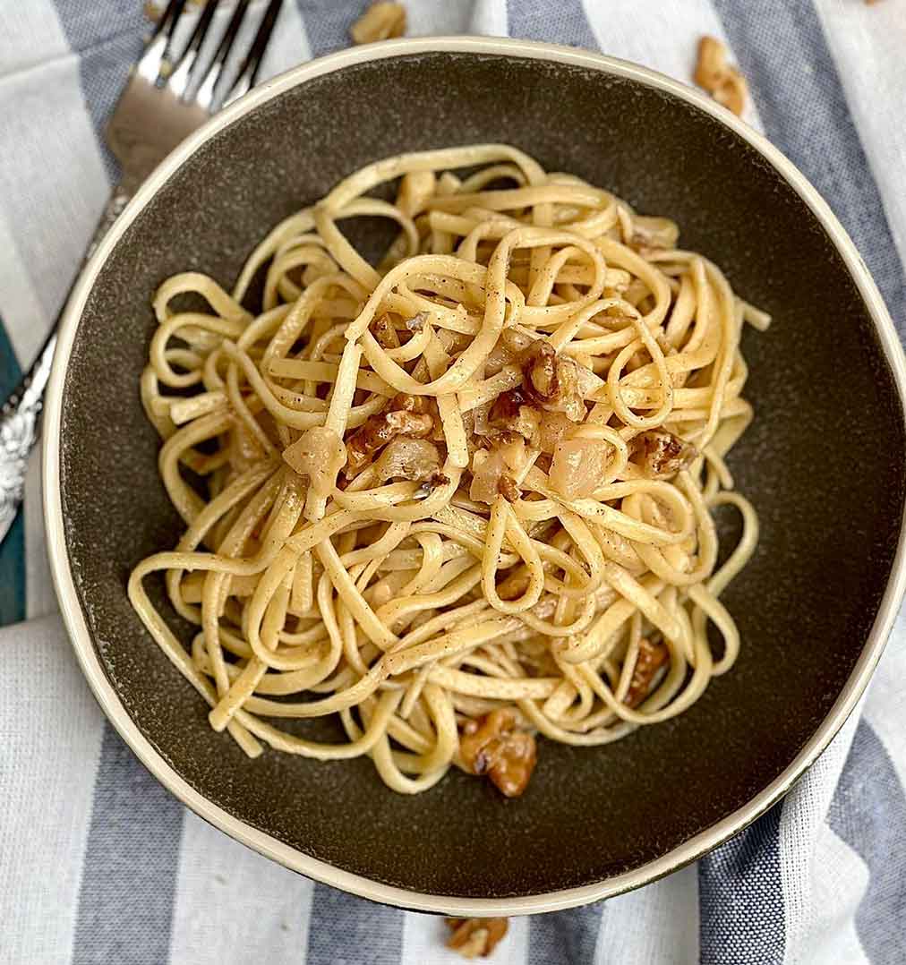 Receta Rápida y Fácil: Pasta con Gorgonzola, Pera y Nueces