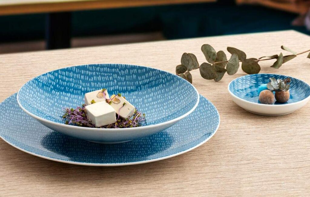 platos sueltos baratos en azul de Ariane