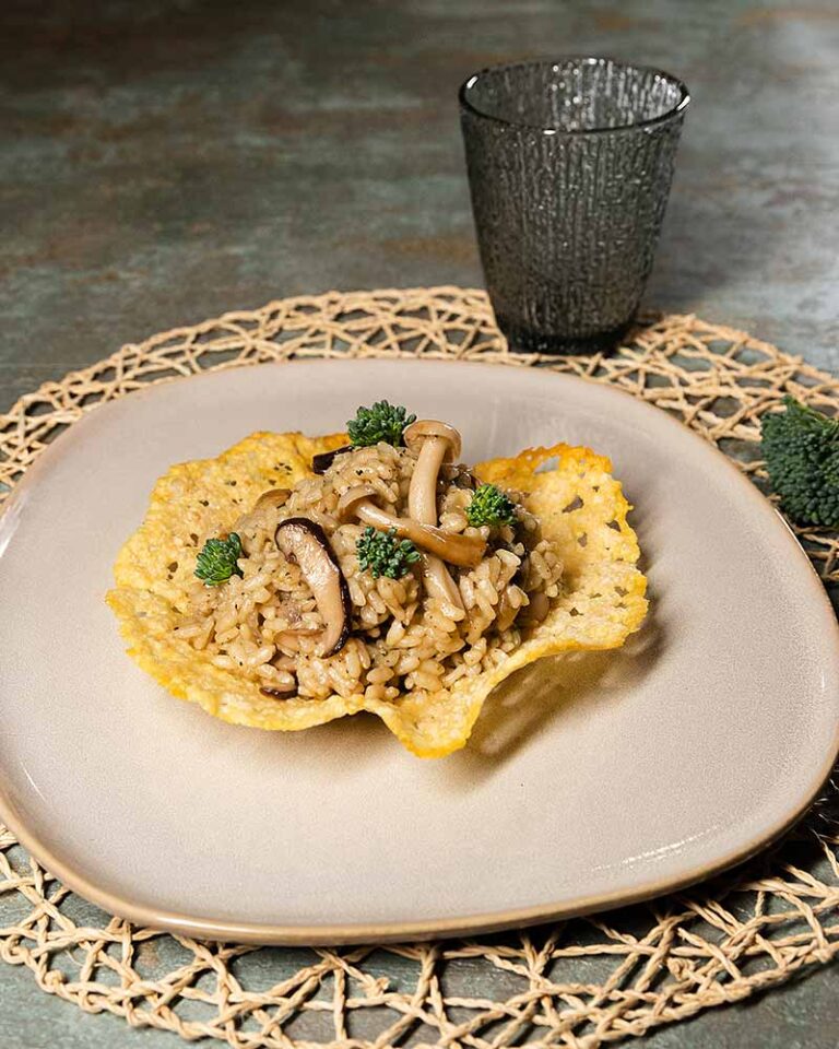 risotto-de-setas-en-tulipa-de-parmesano