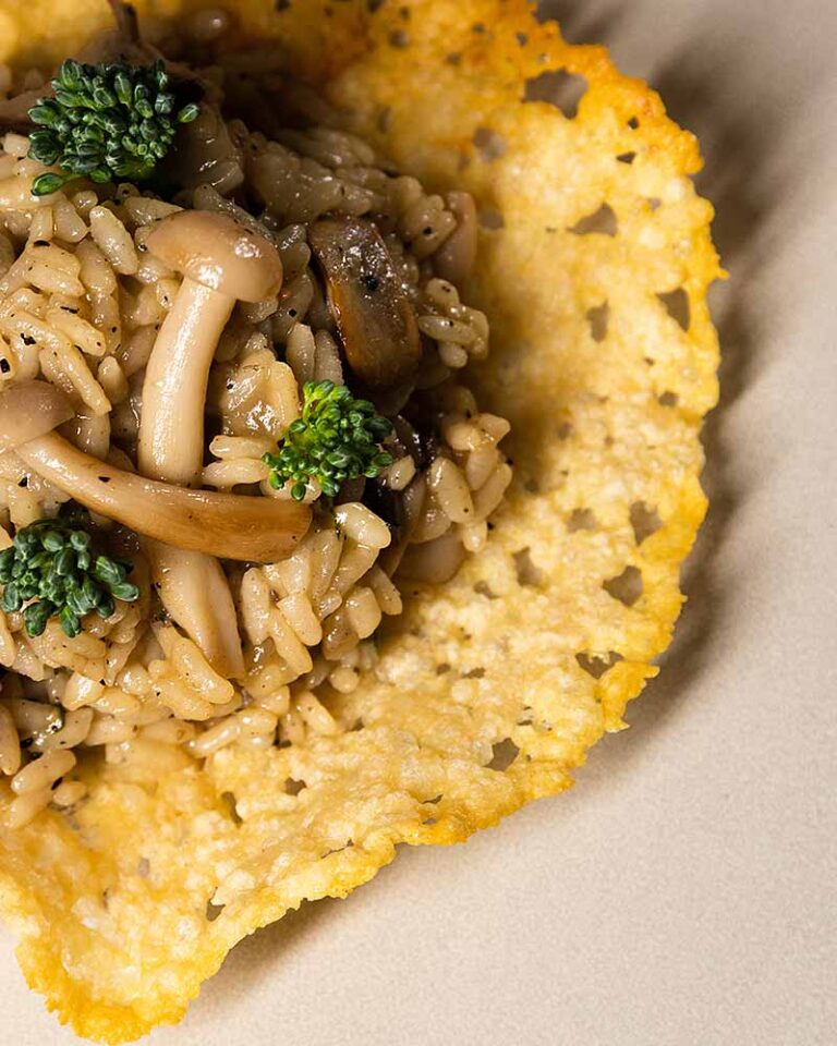 risotto-de-setas-en-tulipa-de-parmesano
