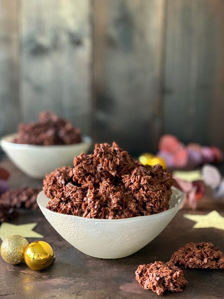 Rocas de chocolate con barquillos