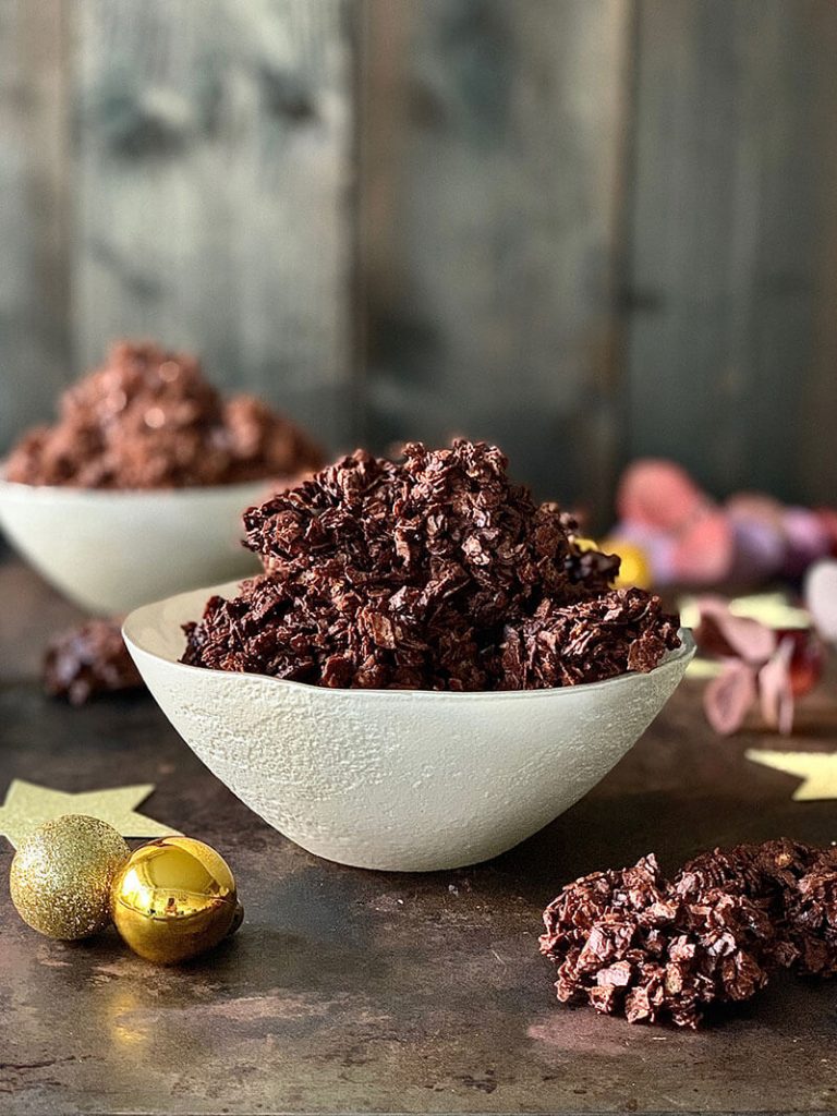 Rocas de chocolate con barquillos