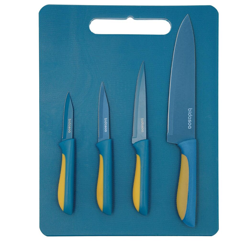 JUEGO 4 CUCHILLOS + TABLA CORTE AMALFI BIDASOA
